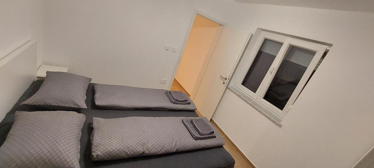 Stara Malija Apartment อิซอลา ภายนอก รูปภาพ