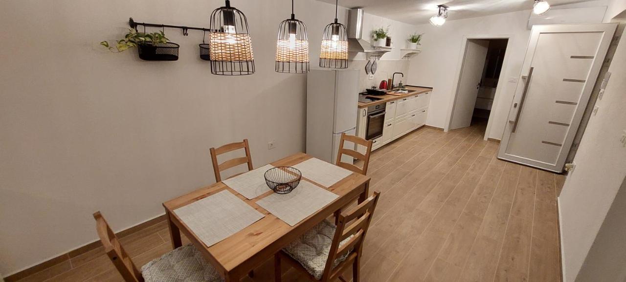 Stara Malija Apartment อิซอลา ภายนอก รูปภาพ